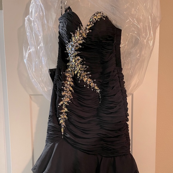 Chic Mermaid Strapless Prom Dress Mermaid Evening Dress Formal Gown Y4551 main image 1
